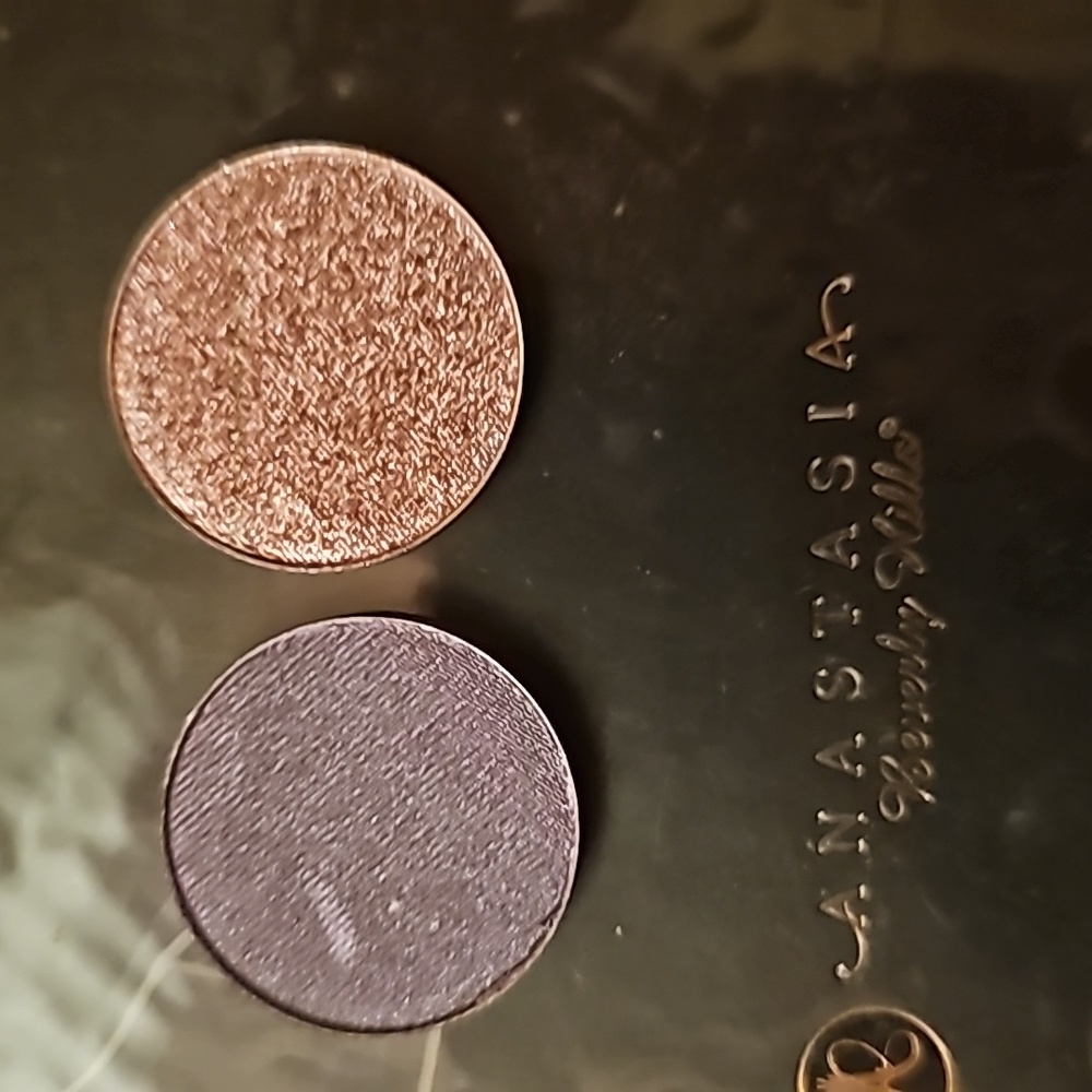 Sampal15 abh eyeshadows